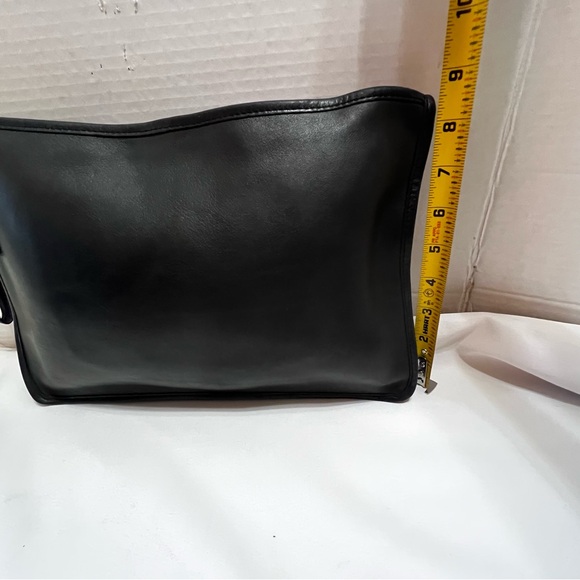 Coach Vintage 5949 File Clutch Bag- Made in New York City, USA - Black Leather - Picture 10 of 12